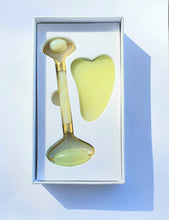 Load image into Gallery viewer, Jade Face Roller & Gua Sha Set