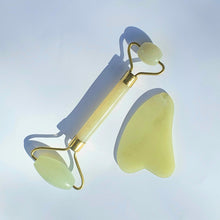 Load image into Gallery viewer, Jade Face Roller &amp; Gua Sha Set
